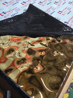 Goede prijs 4X8feet 8K weerspiegelen Ti-Gouden het Roestvrije staalblad van de Waterrimpeling voor Plafonddecoratie online
