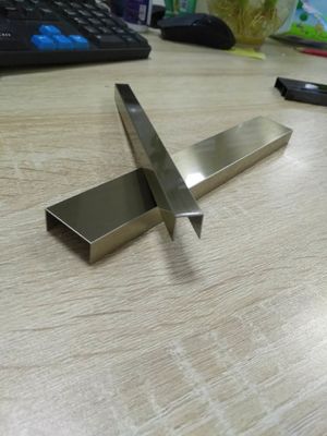 Customized Shaped Deep Black Color Bending 304 Stainless Steel Trim Strips For Apartment