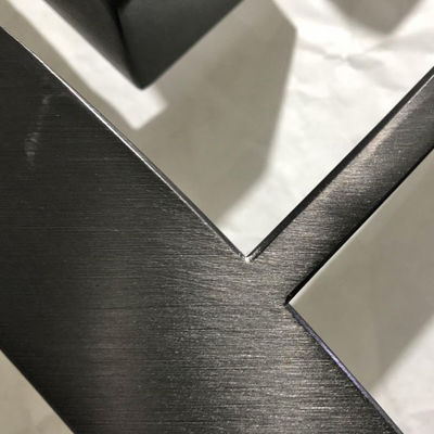 Goede prijs Hairline Decoratieve Comités van de Metaalmuur Binnenlandse PVD plateerden Antiwear online