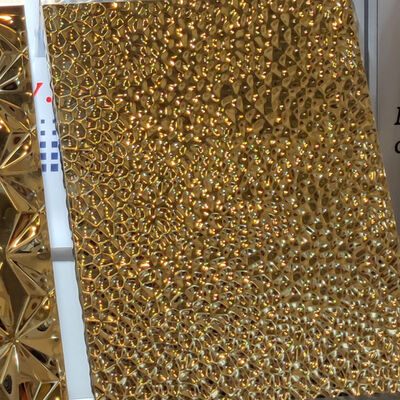 Goede prijs 316L 304 0,8 mm Dikte Spiegelgolf Goud PVD Kleur Hamer Panel online