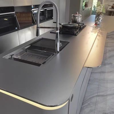 Goede prijs Gepersonaliseerde 316L haarlijn geborsteld geborsteld kraalblaas oppervlak roestvrij staal platen afgewerkt 304 ronde rand keuken bureaublad online