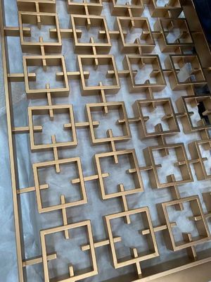 Goede prijs Op maat gemaakte roestvrijstalen kamerscherm lasergesneden ontwerp online