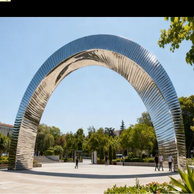 Arc Silver 316L Bright Mirror Stainless Steel Sculpture Park voor architectuurcentrumproject