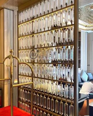 Goede prijs Minimalistisch PVD Plating Titanium Spiegel 8k Pools 304 roestvrij staal Screen Partition Room Divider voor kantoor en huis online